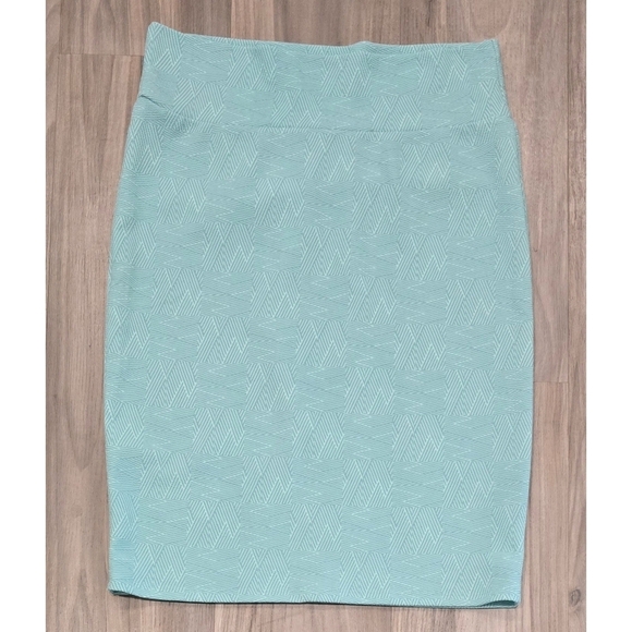 LuLaRoe Light Blue Patterned Skirt Size Large - Picture 1 of 6